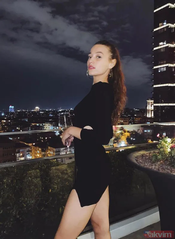 Duy Beni'nin Melisa'sı Sümeyye Aydoğan süper minisiyle boylu boyunca paylaştı ortalık yandı tutuştu 'bu saatte güneş doğar mı?' - 6