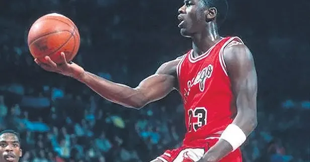 NBA’in efsanesi Michael Jordan  Air Jordan’la servet yaptı!  Firmaya 5 saate 3 milyon kazandırdı
