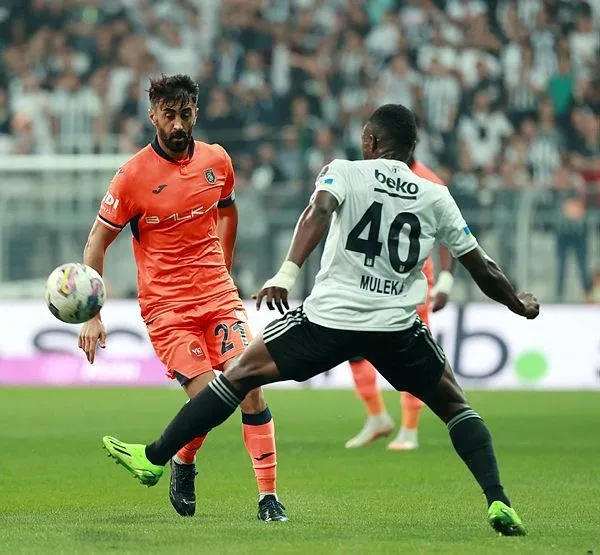 21-sut-35-orta-ama-gol-yok-firsatlari-tepen-besiktasi-basaksehir-affetmedi-1663024194078.jpeg