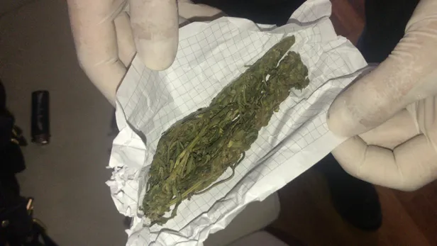 Son dakika: Ünlülerin torbacısı "Kötü Kedi Şerafettin" sevgilisiyle birlikte yakalandı-4