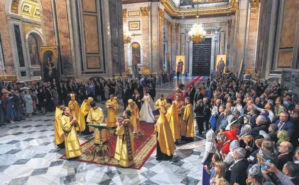 Rusya'da Bolşevik devriminden bu yana ilk defa kraliyet düğünü yapıldı-1