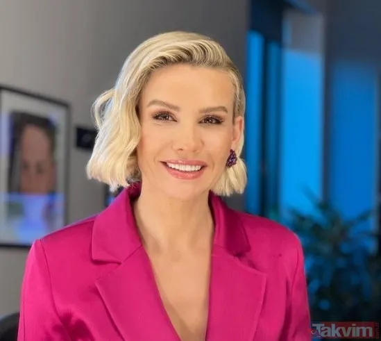 Kısmetse Olur'un Cansel'inden yatakta olay video! 'Noel Anne' oldu yarı çıplak haline sosyal medyada yorum yağdı: "Ne olmuş sana böyle?" - 39