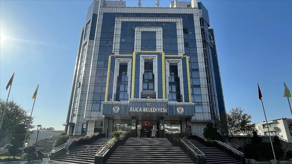 Cavit Orhan'dan CHP'ye Yolsuzluk İthamları ve Sert Eleştiriler