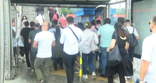 istanbulda-toplu-ulasimda-zamli-tarifenin-ilk-gunu-1691743313693.jpg İstanbul'da toplu ulaşımda zamlı tarifenin ilk günü-2