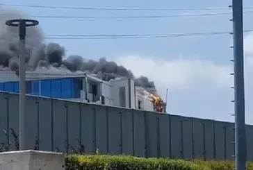 Esenyurt’ta fabrika yangını!