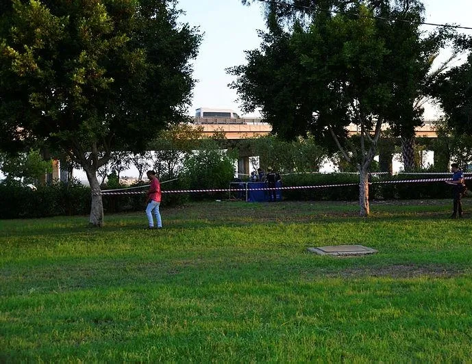 Yol kenarında ceset bulundu