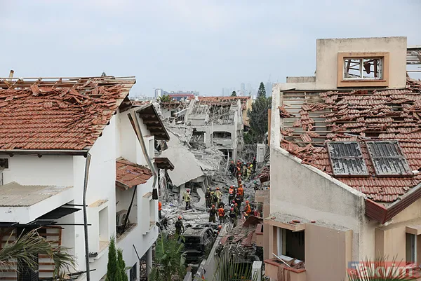 İran'dan İsrail'e misilleme! Füzeler yağdı binalar yıkıldı | İşte yıkımdan kareler - 31