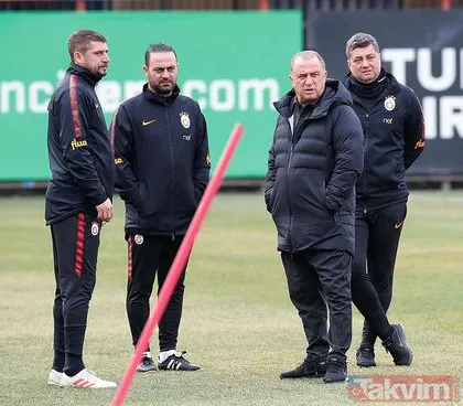 Galatasaray’a transferde bir kötü haber daha