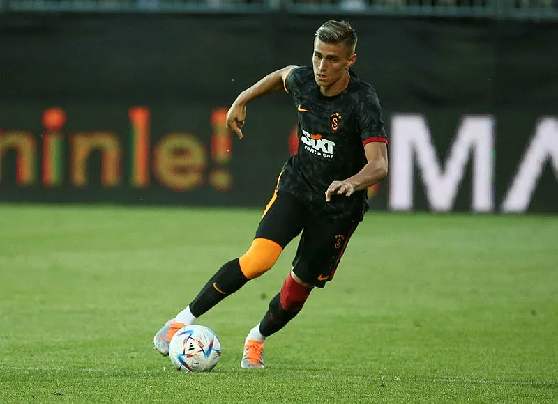 Galatasaray'dan PSG, Barcelona ve Real Madrid'e transfer çalımı! - 12