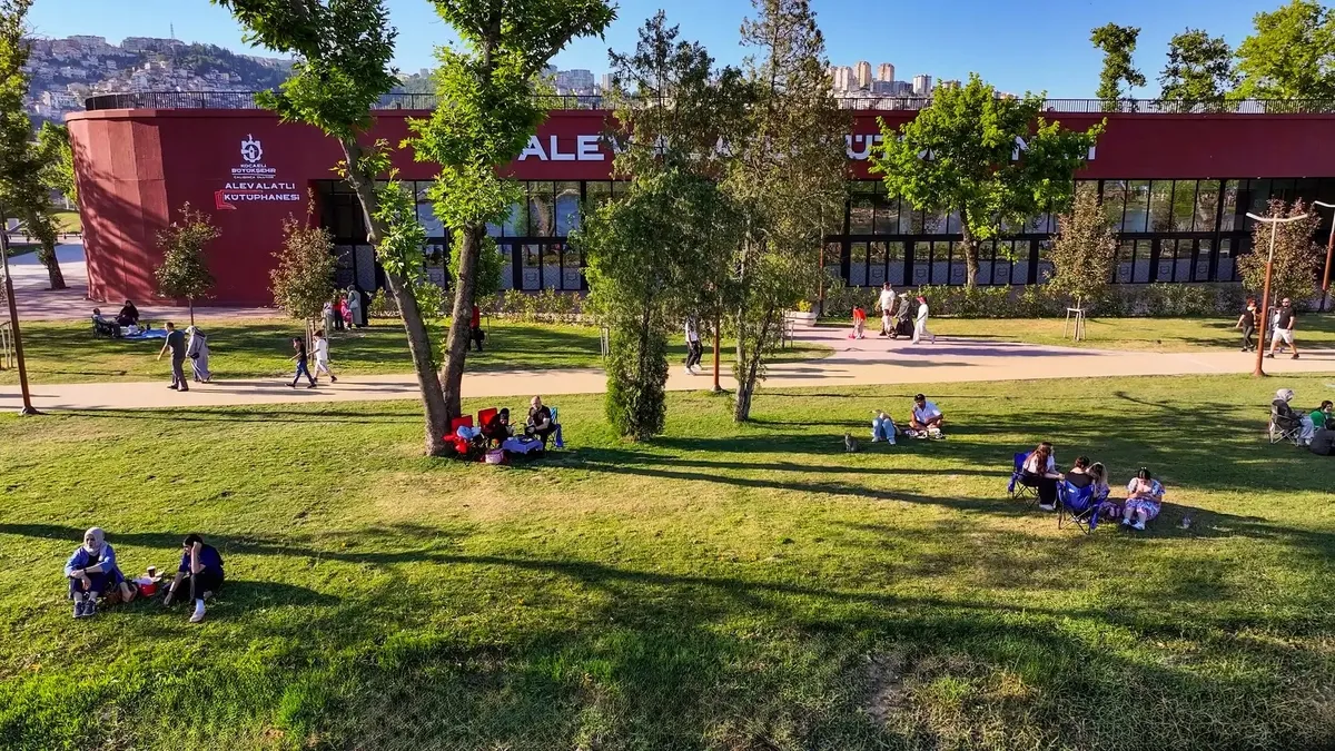 izmite-damga-vuran-donusum-fuarpark-1782483166171.jpeg İzmit’e damga vuran dönüşüm: FuarPark-3