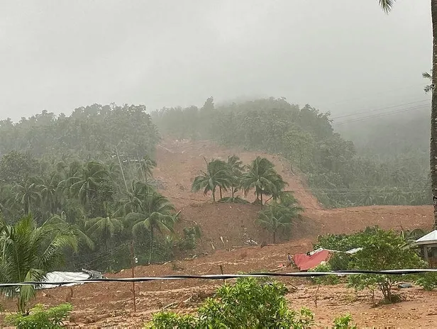 Filipinler’de tropikal fırtına Megi’nin yol açtığı sel ve toprak kayması felaketinde 24 kişi öldü-5