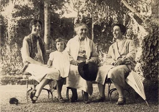 Audrey Hepburn'un babası var! Whittall'ler Londra'dan başladı soluğu Ege'de aldı | Whittall ailesi'nin film gibi hikayesi-5