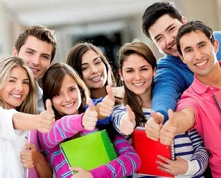 Üniversiteliye 2 bin 425 TL