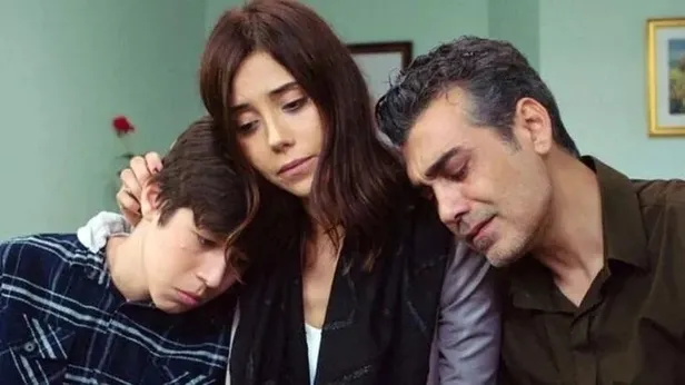 4-mayis-sadakatsiz-bu-aksam-var-mi-neden-yok-sadakatsiz-yeni-bolum-ne-zaman-sadakatsiz-dizisi-final-ne-zaman-k-1651672936523.jpeg 4 Mayıs Sadakatsiz bu akşam var mı, neden yok? Sadakatsiz yeni bölüm ne zaman? Sadakatsiz dizisi final ne zaman? KANAL D yayın akışı!-3