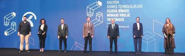 turkiyenin-en-buyugu-karapinar-gunes-santrali-190-megavati-gecti-1617937012045.jpeg