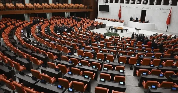 8. Yargı Paketinin ilk 14 maddesi TBMM Adalet Komisyonunda kabul edildi! AYM'nin iptal ettiği 'örgüt' kriteri de pakette