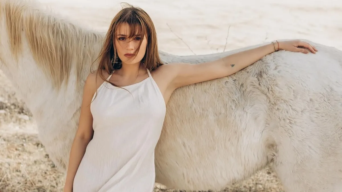 Muğla'da bir setin çöp kutusunda bulmuştu: Gizem Karaca 12 yıldır evinin neşesi olan Gofi'yi kaybetti-8