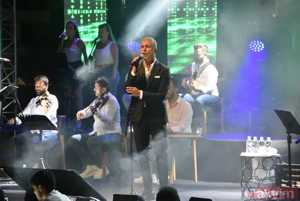 Bodrum'da lüks yatta sevgilisi Samar Dadgar ve oğlu ile görüntülenen Özcan Deniz'in düşünceli halleri dikkat çekti - 6