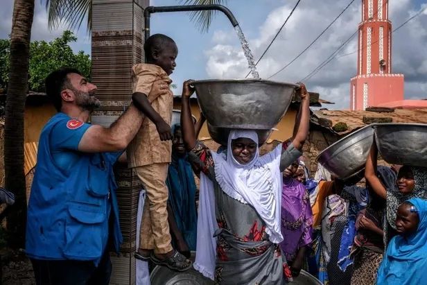 Türkiye Diyanet Vakfı tüm dünyada kurban eti dağıttı! Kardeşlik köprüsü-5