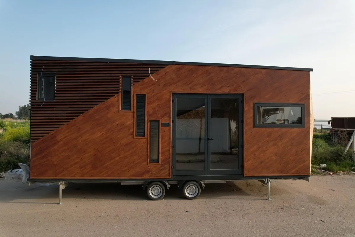 tatile-giden-ogretmenin-tiny-houseu-calindi-polis-depoda-buldu-1784827443059.jpeg Tatile giden öğretmenin tiny house’u çalındı: Polis depoda buldu-2