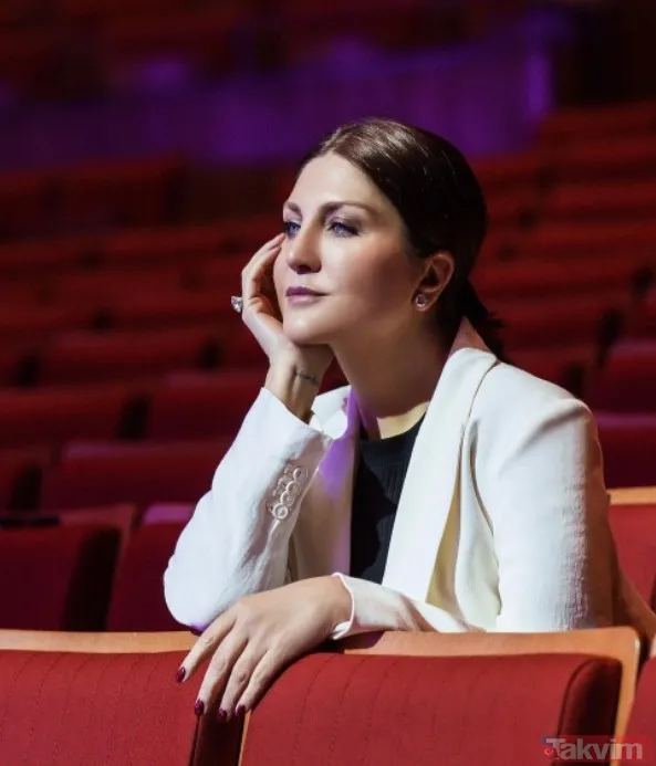 Esra Erol'un eşi Ali Özbir aşka geldi! Esra Erol doğum gününü kutlayan eşine "Ali'm" diye seslendi ikili yorum yağmuruna tutuldu - 36