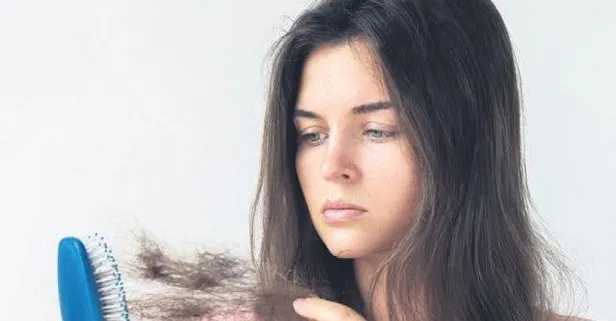 Hem kadınları hem de erkeleri vuran saç dökülmesinin en büyük nedeni demir ve kansızlık olması dikkat çekiyor
