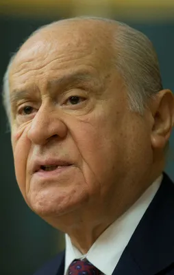 Bahçeli o şehidi ve babasını unutmadı