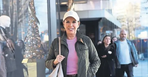 Perihan Savaş AVM'de objektiflere yansıdı!