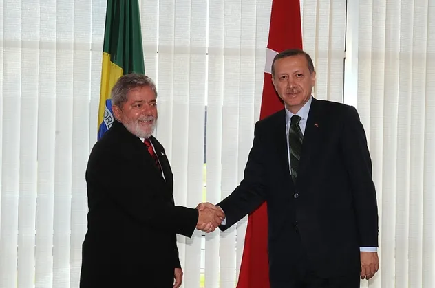 Brezilya'da seçimi kazanan Lula da Silva'dan Başkan Erdoğan'a övgü dolu sözler: "Bizi aradı 'çok dikkatli olun' dedi"