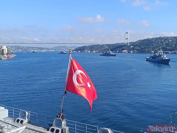 Preveze Deniz Zaferi’nin 486’ncı yıl dönümü: TCG Anadolu ve 15 savaş gemimiz İstanbul Boğazı'ndan geçti - 48