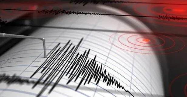 SON DAKİKA DEPREM: İzmir’de korkutan deprem! 4 büyüklüğünde deprem ile sallandılar