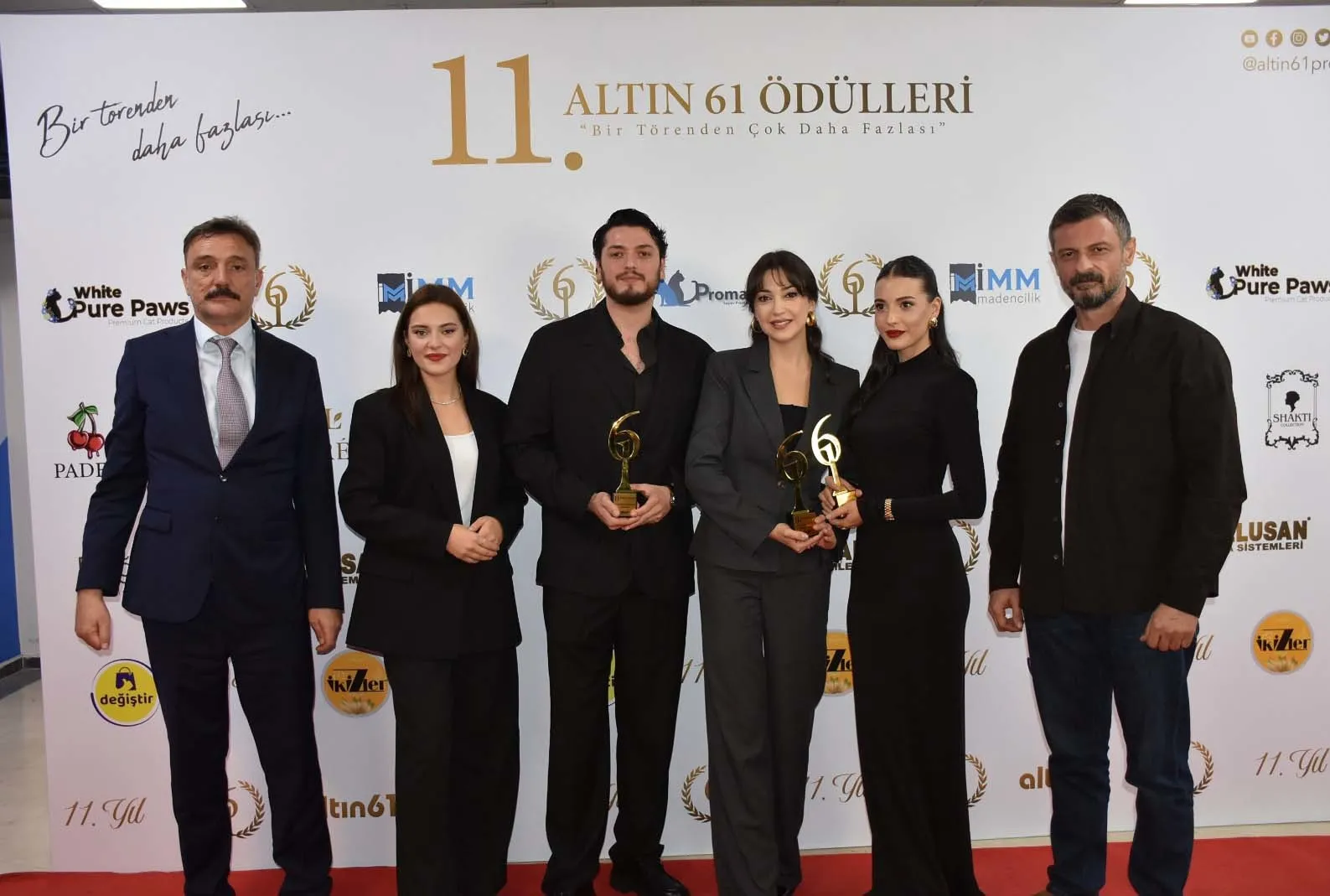 Gecenin parlayan yıldızı: Kuruluş Orhan!