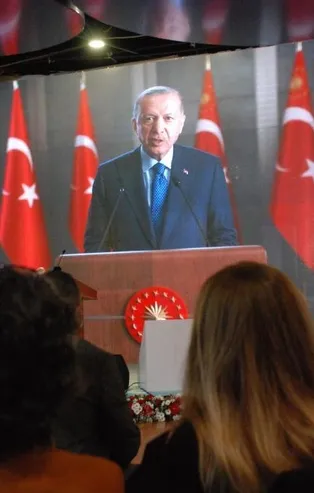 Başkan Erdoğan partililere seslendi: "Bu hikayenin kahramanları sizlersiniz"