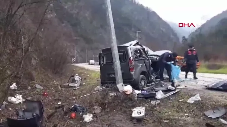 💥 Karabük - Yenice kaza görüntüsü: 2 ölü 🚑
