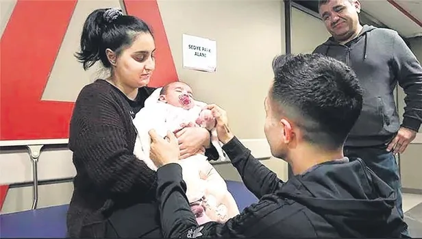 2011de-bobrek-yetmezligine-yakalanan-kadir-mercan-11-yil-sonra-mutlu-sona-ulasti-yasam-haberleri-1664149589934.jpeg 2011'de böbrek yetmezliğine yakalanan Kadir Mercan 11 yıl sonra mutlu sona ulaştı! | Yaşam haberleri-12