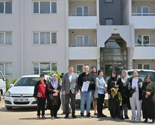CHP enkaz altında kaldı! Tunç Soyer'in kapı dışarı ettiği depremzedelere Başkan Recep Tayyip Erdoğan sahip çıktı