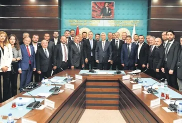 Otoda fiyatlar düştü sıra marketlerde