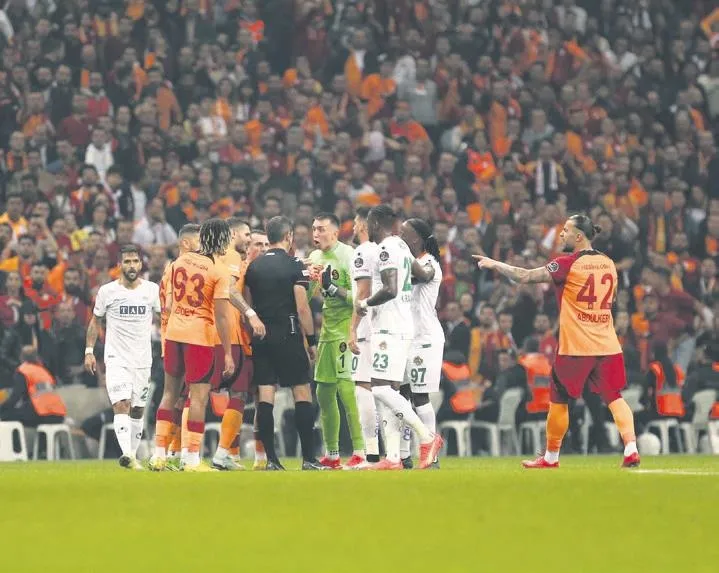 Galatasaray’ı bekleyen büyük tehlike