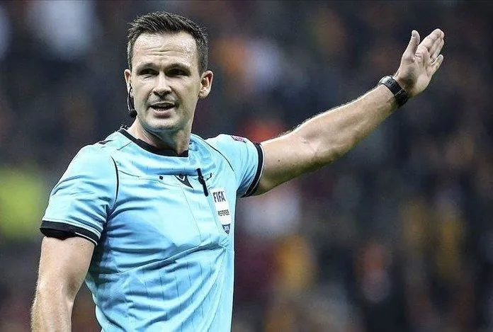 Millilere Slovak hakem!