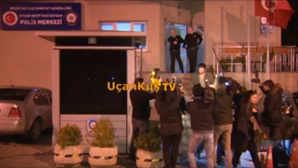 Can Yaman karakolluk oldu!-4