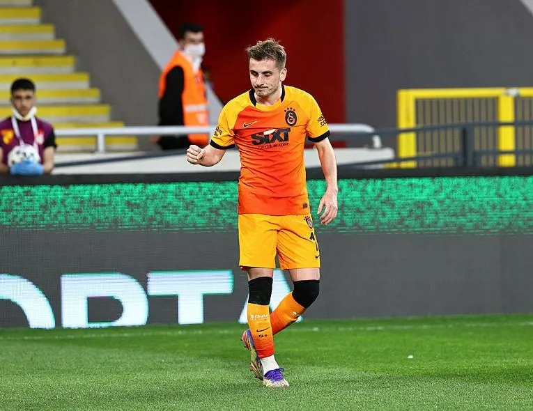 Kerem’e Sevilla kancası