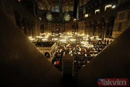 Kur’an-ı Kerim’de Bin aydan daha hayırlı olduğu bildirilen Kadir Gecesi tüm yurtta dualarla idrak edildi