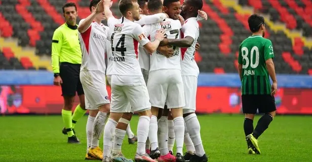 Gol düellosunun kazananı Gaziantep! Gaziantep FK 3 - 2 Kocaelispor