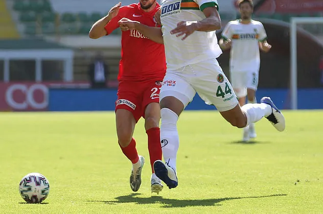 Alanyaspor'un yabancı yıldızı Beşiktaş yolunda