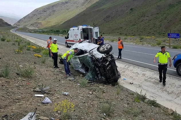 Bayram tatilinin ilk gününde trafik kazalarında acı bilanço: 10 ölü 85 yaralı
