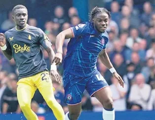 Romeo Lavia sürprizi