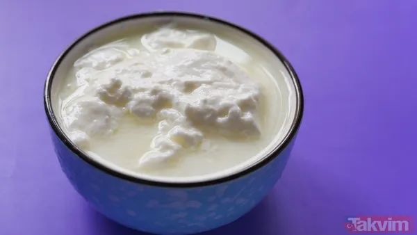 4. Yoğurt Serinletici Ve Doyurucu Bir Seçenek Olan Yoğurt, Potasyum Ve Kalsiyum İçerir. Tsang'a Göre Yüksek Protein İçeriği Sayesinde Sıcak Havalarda Enerji...