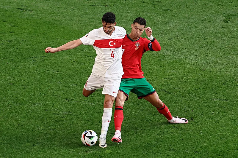 Montella'dan flaş kararlar: Arda Güler oynayacak mı? İşte Türkiye'nin Çekya maçı 11'i - 22