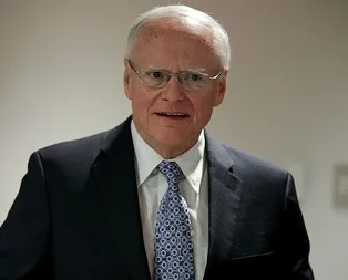 James Jeffrey bugün geliyor