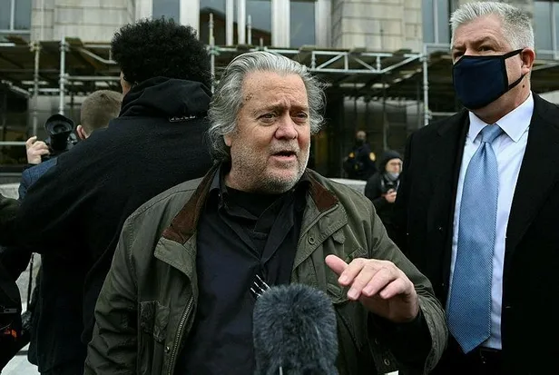 donald-trumpin-eski-danismani-steve-bannon-fbia-teslim-oldu-biden-rejimini-her-gecen-gun-daha-da-parcaliyoruz-1636992222194.jpeg Donald Trump'ın eski danışmanı Steve Bannon FBI'a teslim oldu: Biden rejimini her geçen gün daha da parçalıyoruz-3